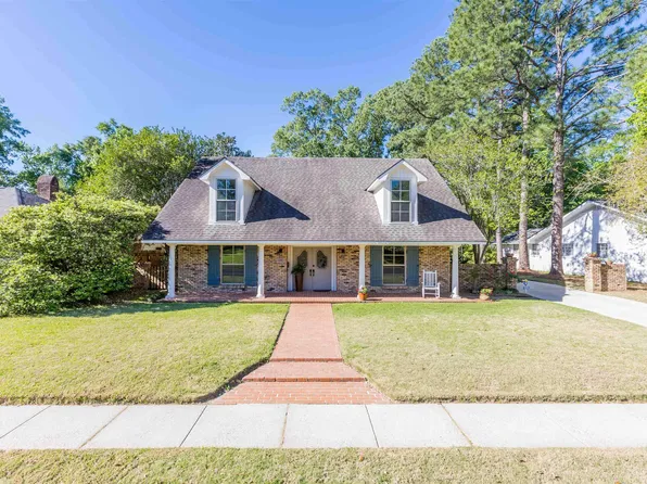 1310 Ashland Dr, Baton Rouge, LA 70806