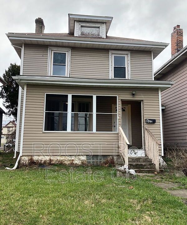 1st image of 802 E 2nd Ave