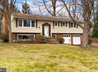 3128 Flintlock Rd, Fairfax, VA 22030