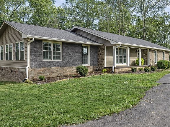 2nd image of 119 Cedar Hill Dr