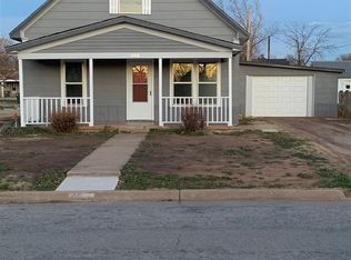 408 N 7th Ave, Fairview, OK 73737