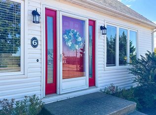 6 Fox Run Dr W, Charlottetown, PE C1E2J1