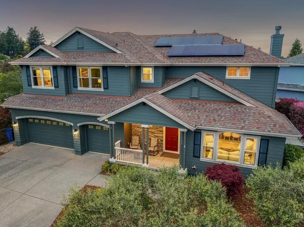 7580 Meadowlark Drive, Sebastopol, CA 95472