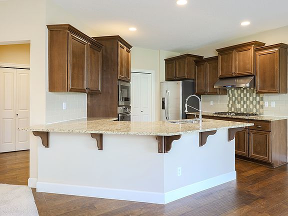 5th image of 7459 NW Oakfern Dr