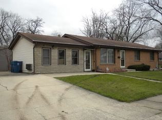 14501 Avers Ave, Midlothian, IL 60445