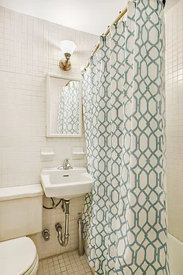 Sold by Compass | media 5