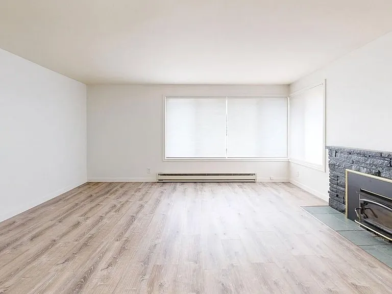 Pacific Place Apartments — Photo 96