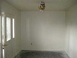 4th image of 241 Admiral Dr