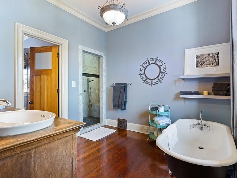 1806 Robert St — Photo 11
