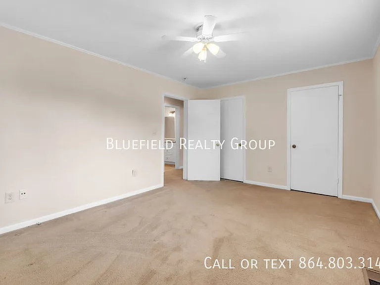 102 Mark St — Photo 12