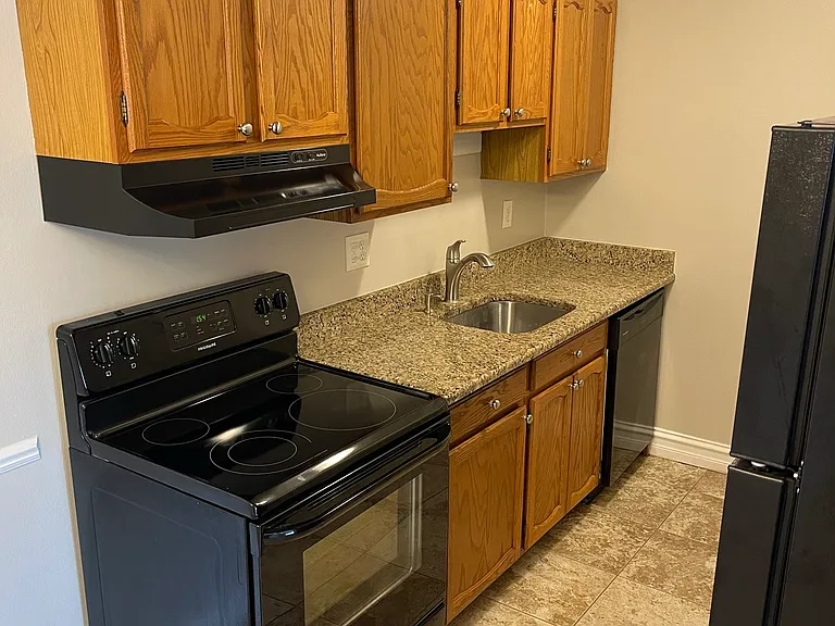 805 Plate St #103 — Photo 7