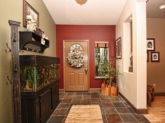 3rd image of 27806 Crawley Ln