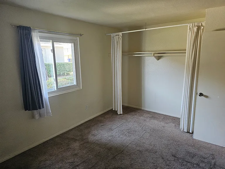 7927 Camino Glorita — Photo 9