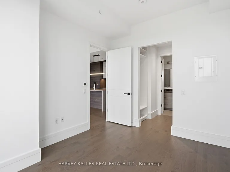 215 Lonsdale Rd #1602 — Photo 13