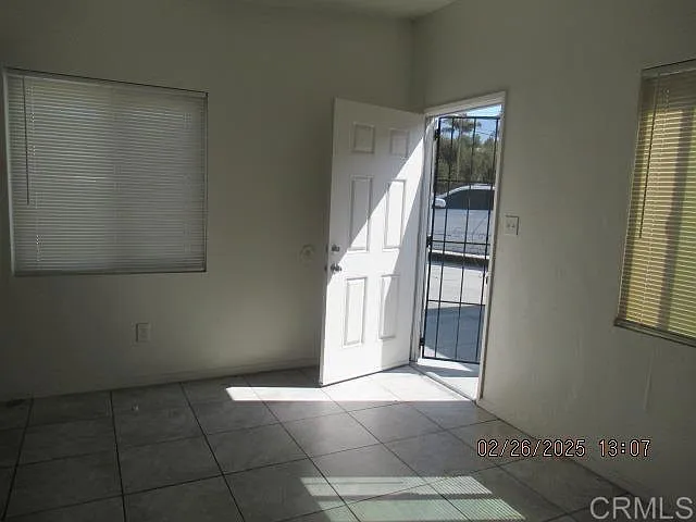 1 bed, 1.0 bath, 600 sqft, $1,800 — Photo 2