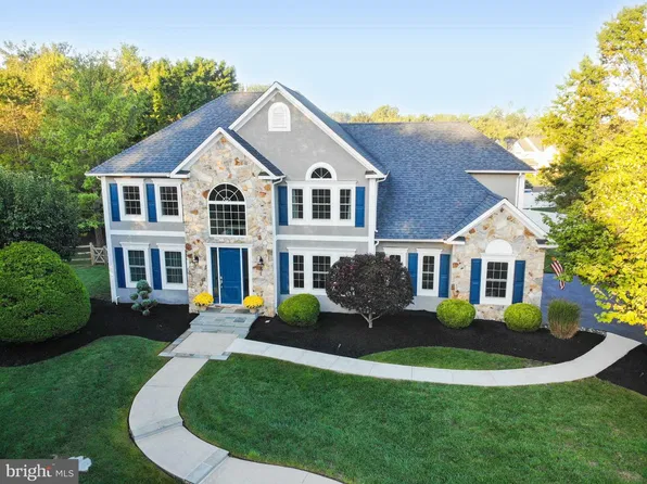 557 Scattergood Ct, Yardley, PA 19067