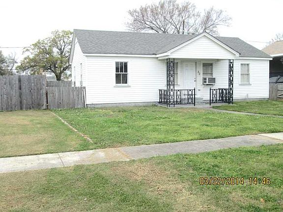 2nd image of 30 Gibbs Dr