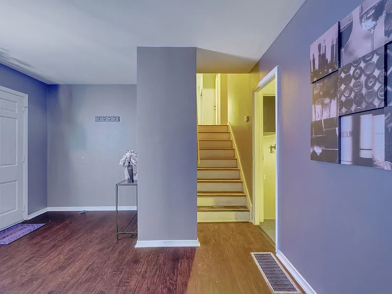 Brookside Dr — Photo 18