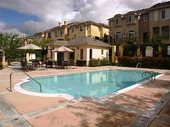 3rd image of 3854 Quarter Mile Dr