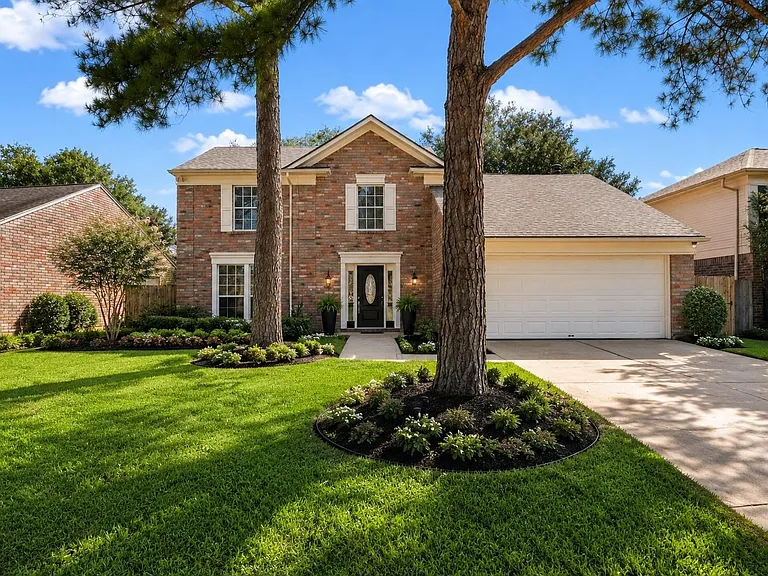 5410 Forest Trails Dr — Photo 1