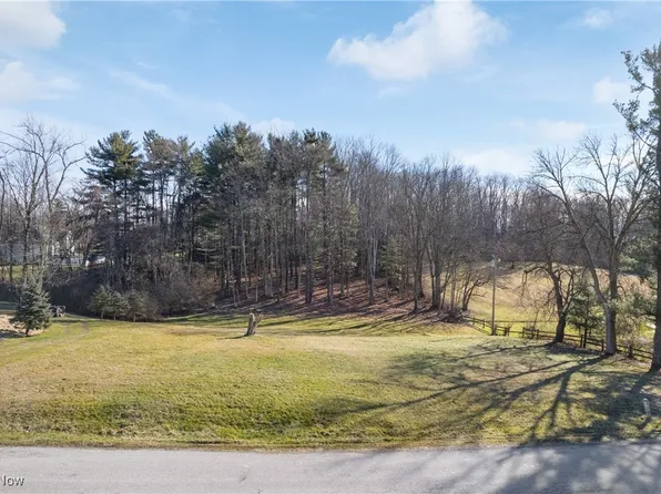 67361 N Ray Rd, Saint Clairsville, OH 43950