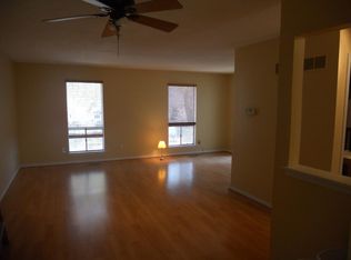 9401 Switzer Rd, Overland Park, KS 66212