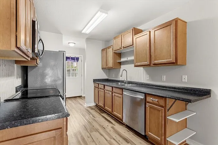 5467 Quail Creek Cir — Photo 10