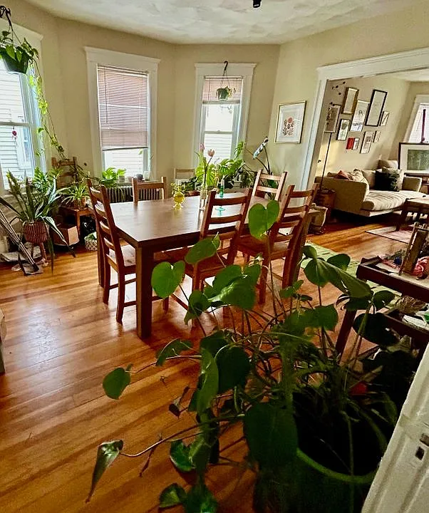 11 Heath St #1