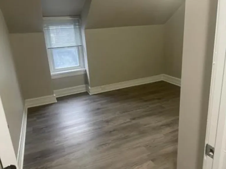4040 Spruce St — Photo 38