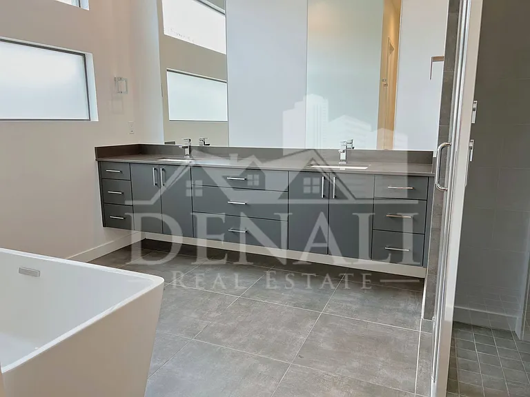 10920 E North Ln — Photo 14