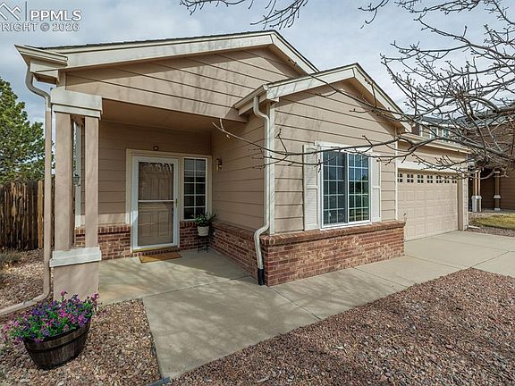 3rd image of 7142 Westerner Dr