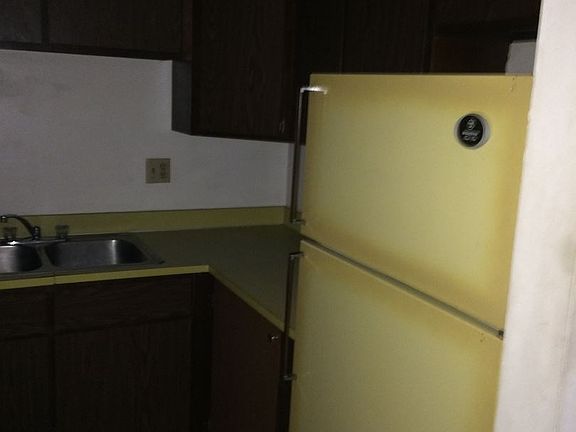 4th image of 269 2nd St NE APT 06