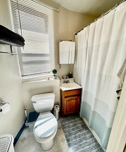 13 Charter St #2R — Photo 12