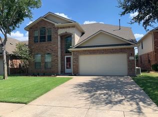 1213 Shamrock Dr, Flower Mound, TX 75028