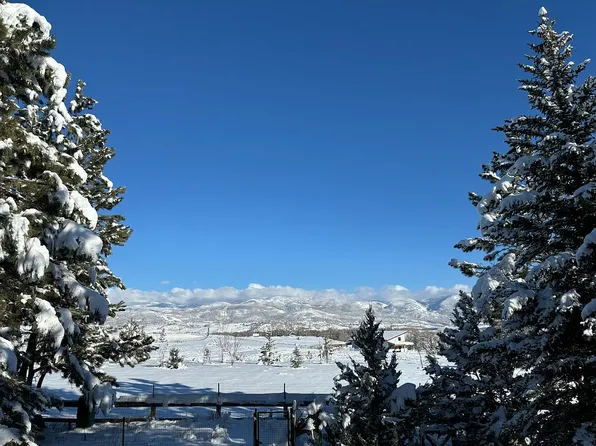 27414 Brandon Cir, Steamboat Springs, CO 80487