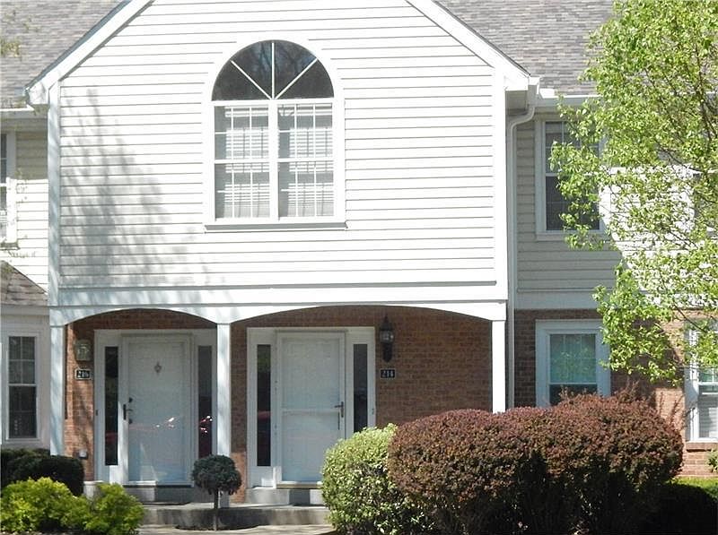 1st image of 214 Glenwood Dr