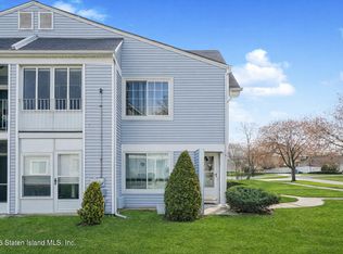 521 Correll Ave, Staten Island, NY 10309