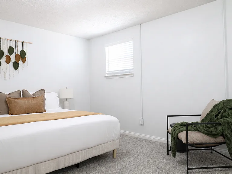 3025 Armory Dr — Photo 17
