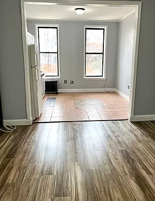 Rented by True Real Estate Group | media 7