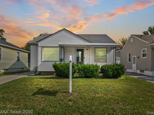 1674 Buckingham Ave, Lincoln Park, MI 48146