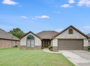 1209 Shelby Dr, Seagoville, TX 75159