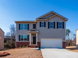 402 Indian River Dr, Jefferson, GA 30549