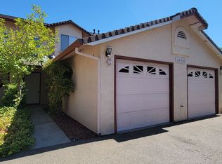 1034 Burton Dr #C, Redding, CA 96003