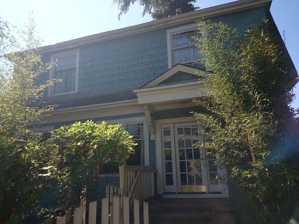 2nd image of 6825 12th Ave NE