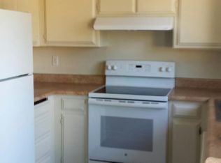 1290 Melton Dr APT 4, Yuba City, CA 95991