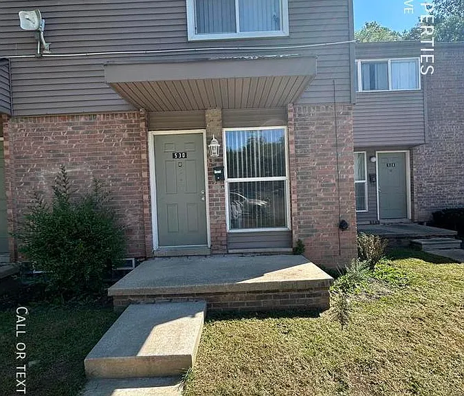 530 Villa Dr — Photo 8