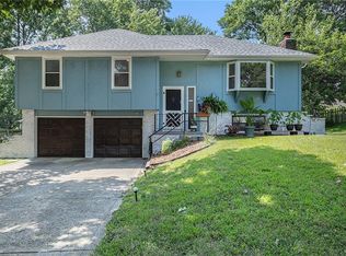 7608 N Serene Ave, Kansas City, MO 64152