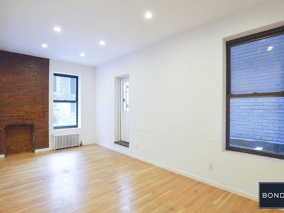 1st image of 1297 Lexington Ave #1B