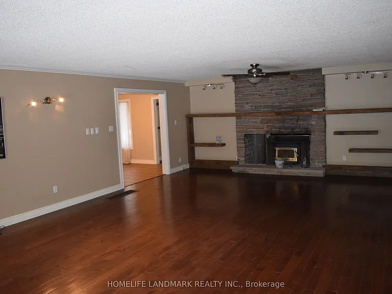 8800 Concession 2 Rd — Photo 10