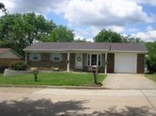 805 Forest Glen Dr, Evansville, IN